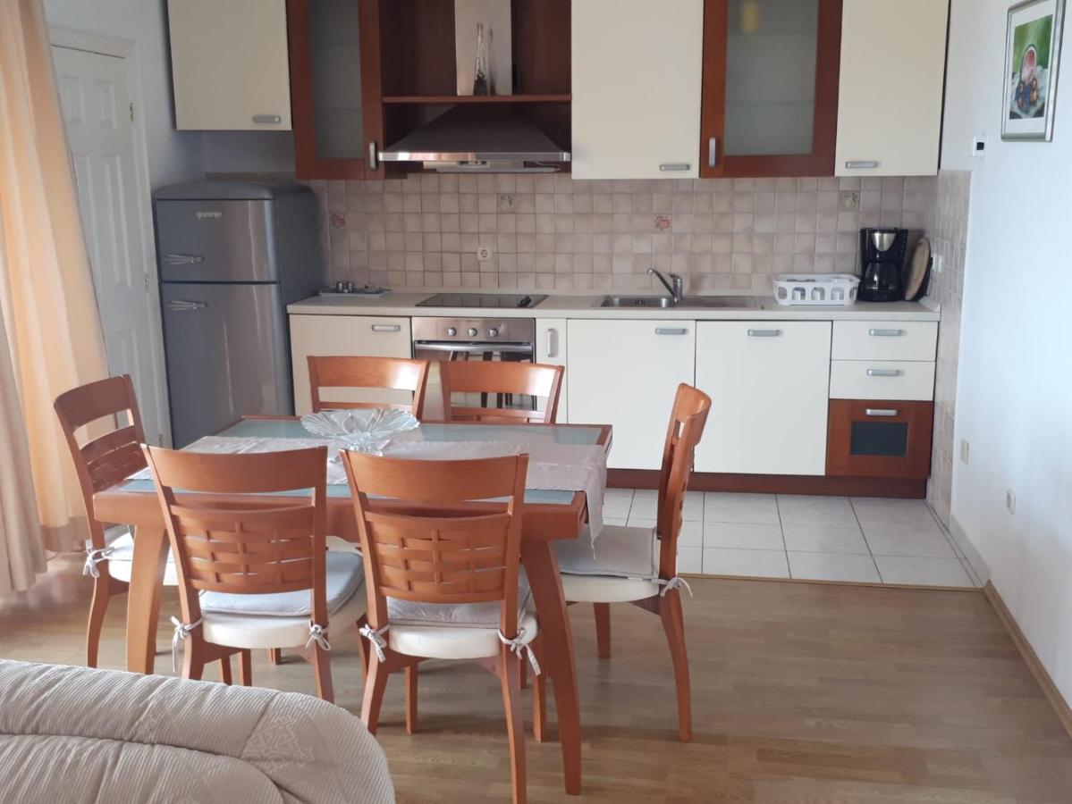 Villa Rosso Baška Voda Εξωτερικό φωτογραφία
