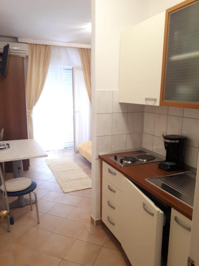 Villa Rosso Baška Voda Εξωτερικό φωτογραφία