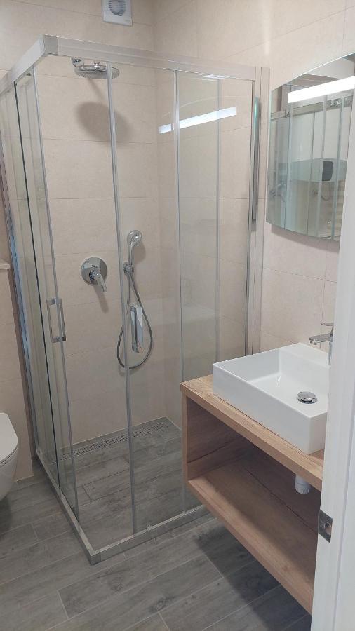 Villa Rosso Baška Voda Δωμάτιο φωτογραφία