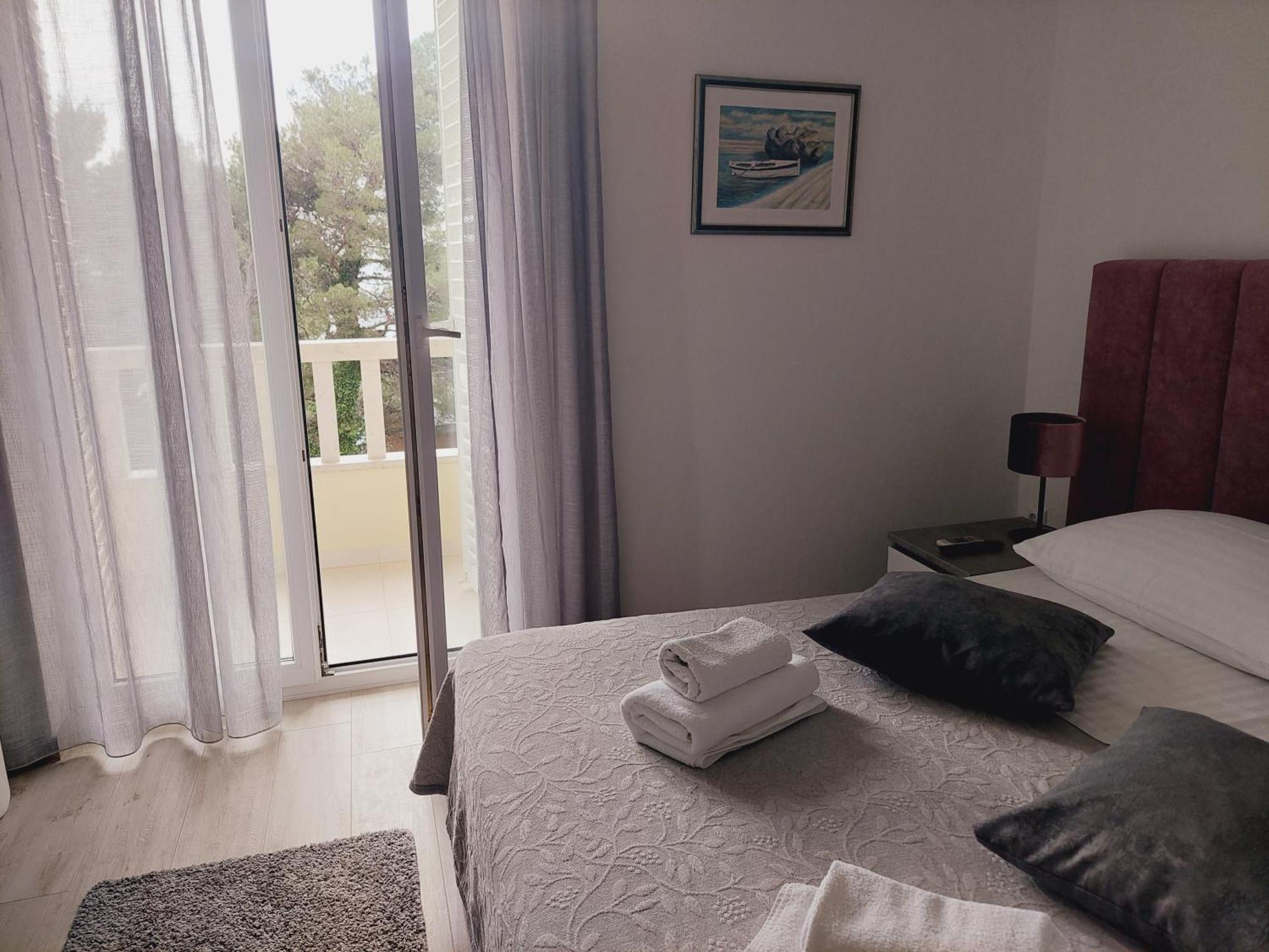 Villa Rosso Baška Voda Δωμάτιο φωτογραφία